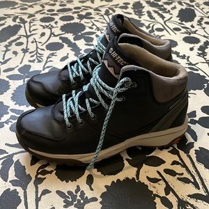 Women’s Hi-Tec boots